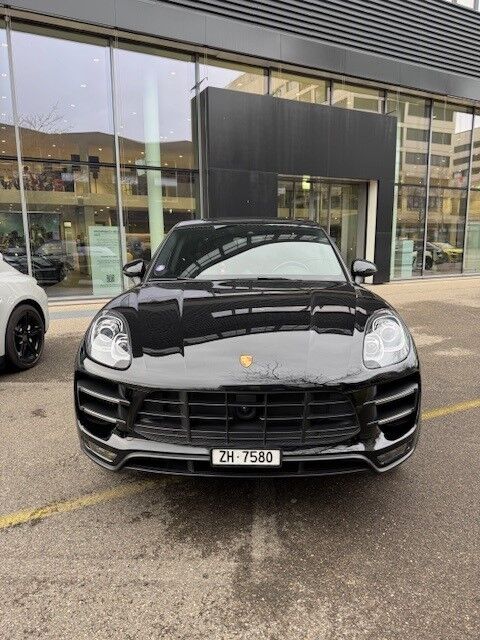 Porsche Macan Turbo ID 430031 0